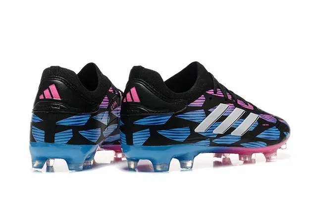 Adidas X 黑色多色 低帮 Speed Boot 渐变印刷鞋面 钉面足球鞋 2