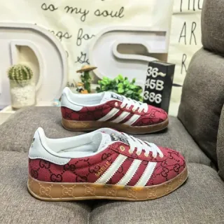 Adidas x Gucci Samba GG Monogram حذاء لايف ستايل أحمر