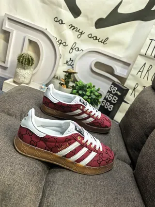 Adidas x Gucci Samba GG Monogram حذاء لايف ستايل أحمر 9