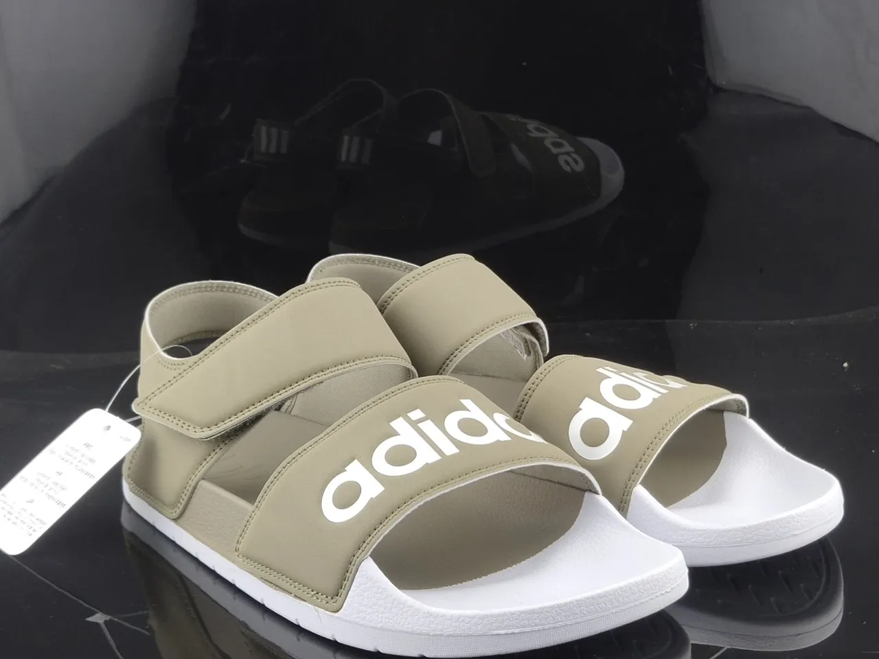 Adidas Yeezy Slide 军绿白休闲凉鞋 5