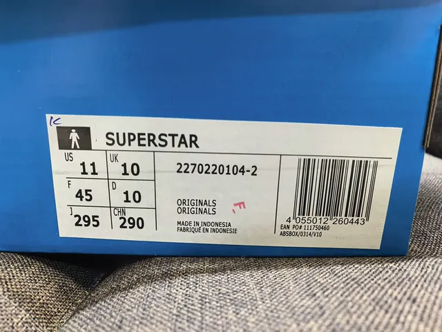 Adidas Yeezy Slide chinelos pretos e brancos 2