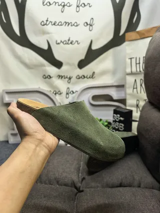 Adidas Yeezy Slide 橄榄绿麂皮拖鞋 5