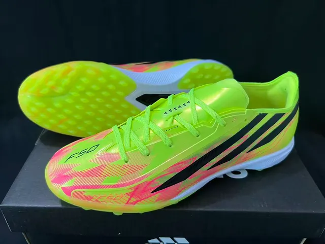 Adidas Amarillo Rosa Bajo Corte Upper Sintético Negro Tres Rayas Branding Césped Zapatos de Fútbol 8
