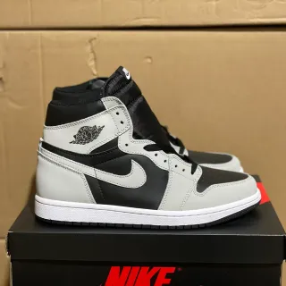 Air Jordan 1 黑色灰色 高帮 皮革和缎面 篮球鞋