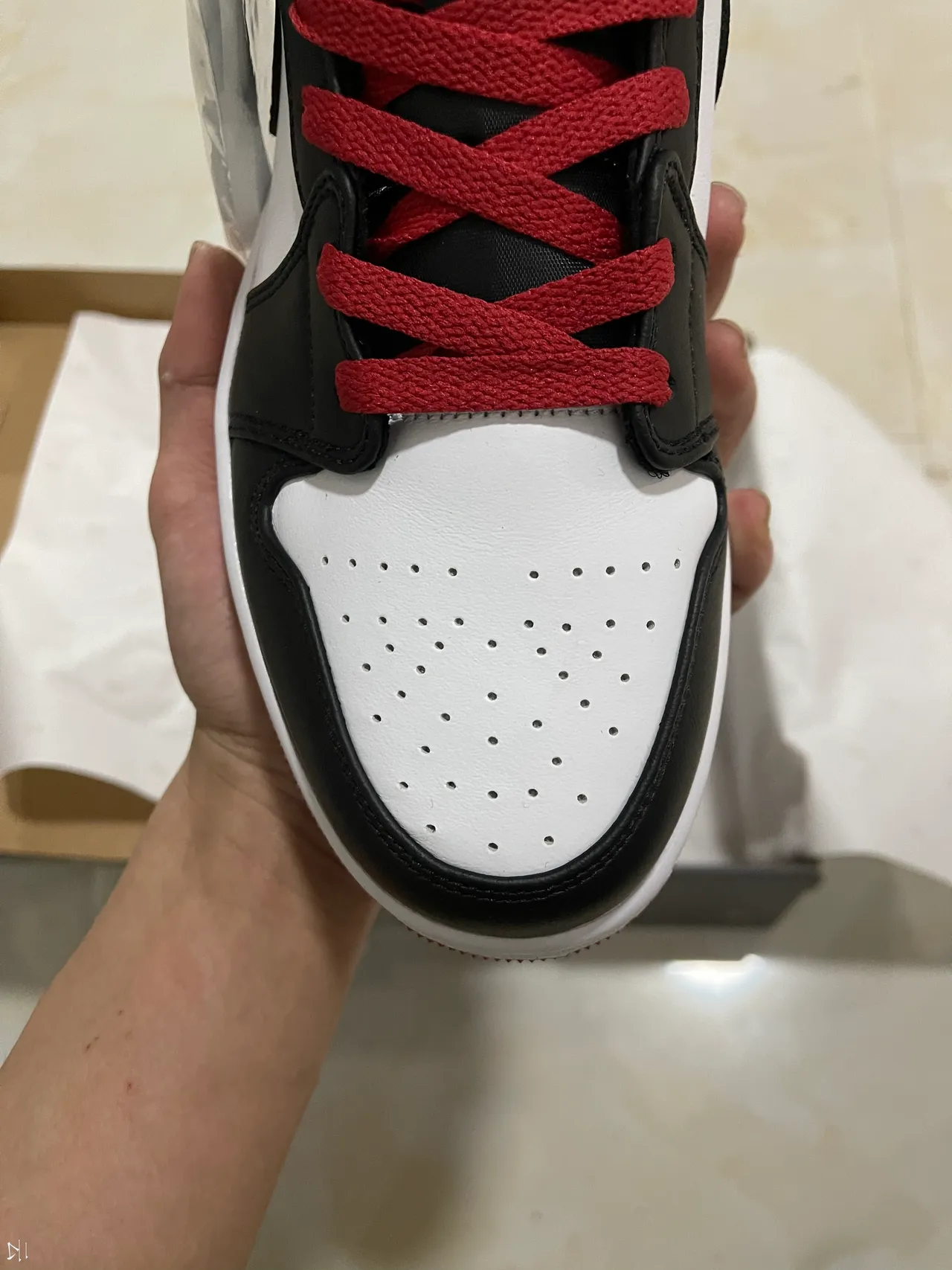 Air Jordan 1 काले सफेद लाल हाई-टॉप बास्केटबॉल जूते 2