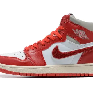Air Jordan 1 High أحذية كرة السلة باللون الأحمر والأبيض