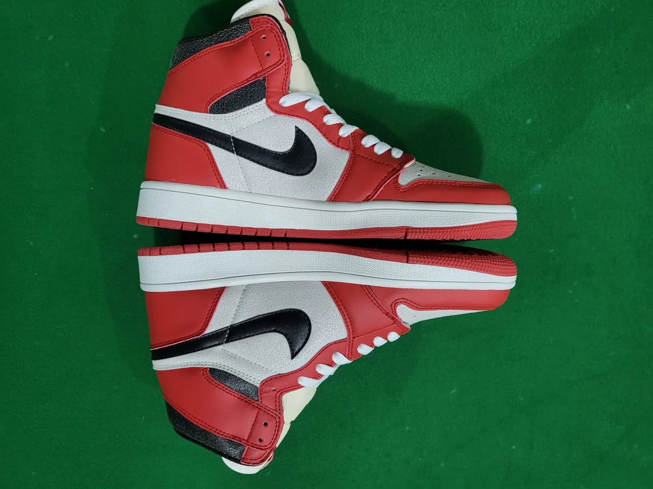 Air Jordan 1 High 红白黑篮球鞋 8