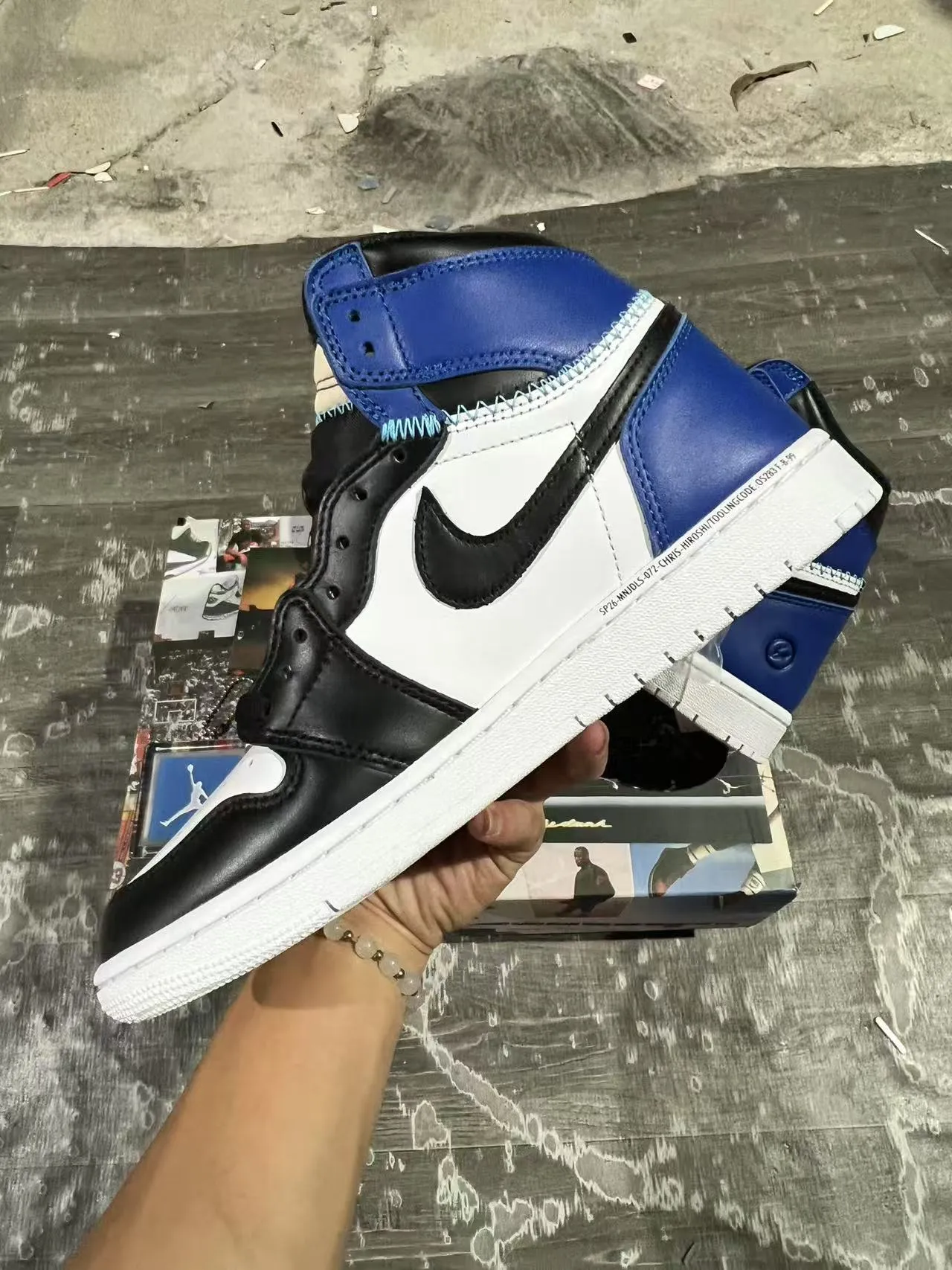 Air Jordan 1 High Union Los Angeles 皇家蓝黑白篮球鞋 6