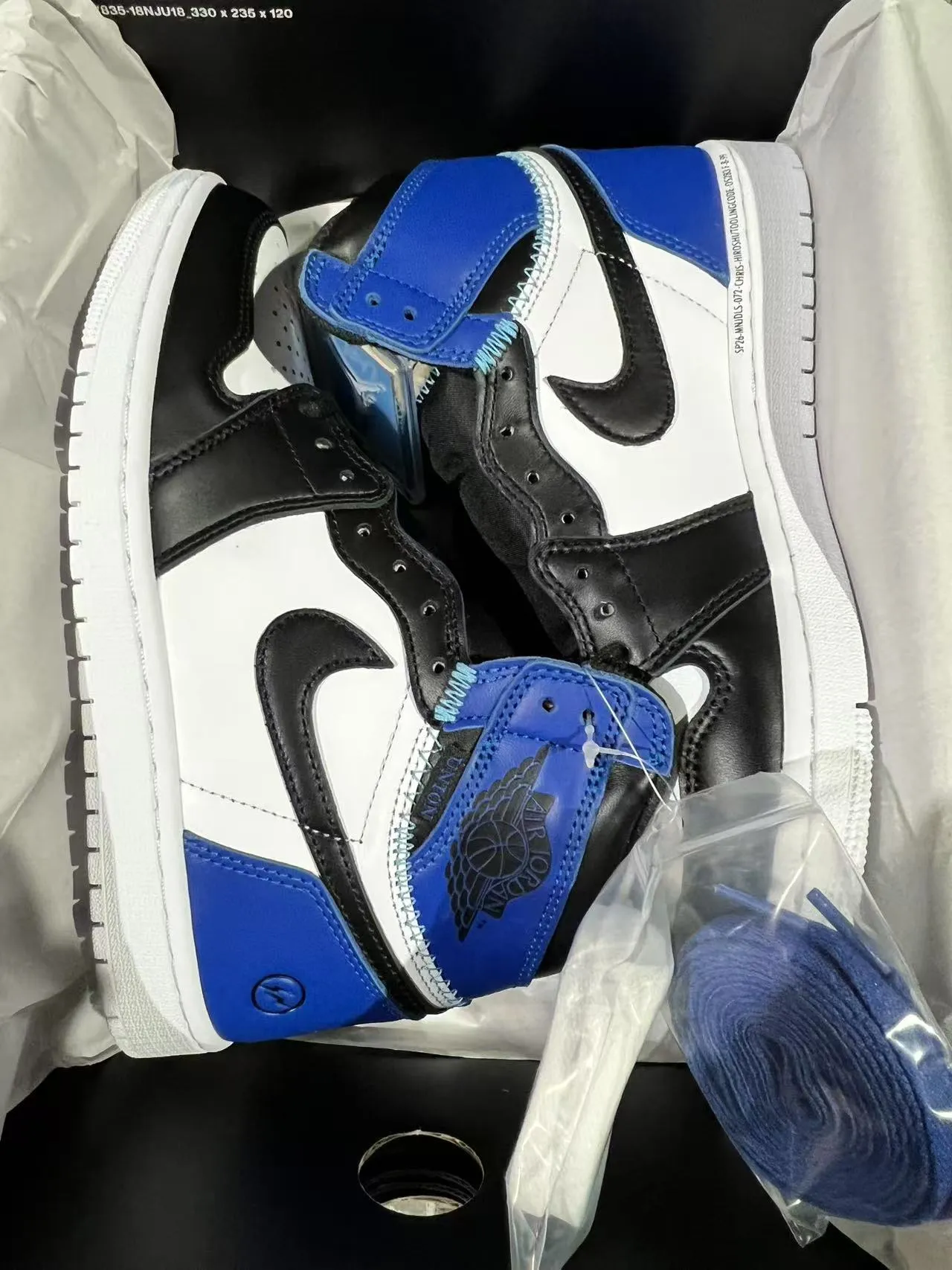 Air Jordan 1 High Union Los Angeles 皇家蓝黑白篮球鞋 9