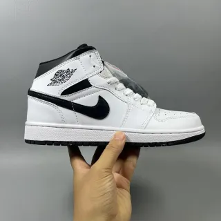 Air Jordan 1 High Branco e Preto Tênis de Basquete