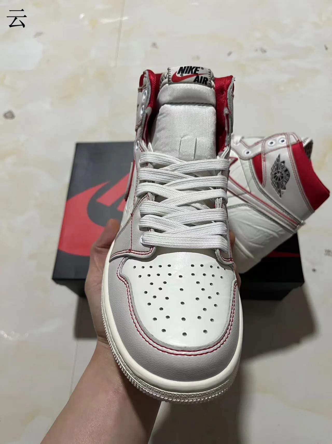 Air Jordan 1 High أحذية كرة السلة جلد مقرمش أبيض أحمر 3