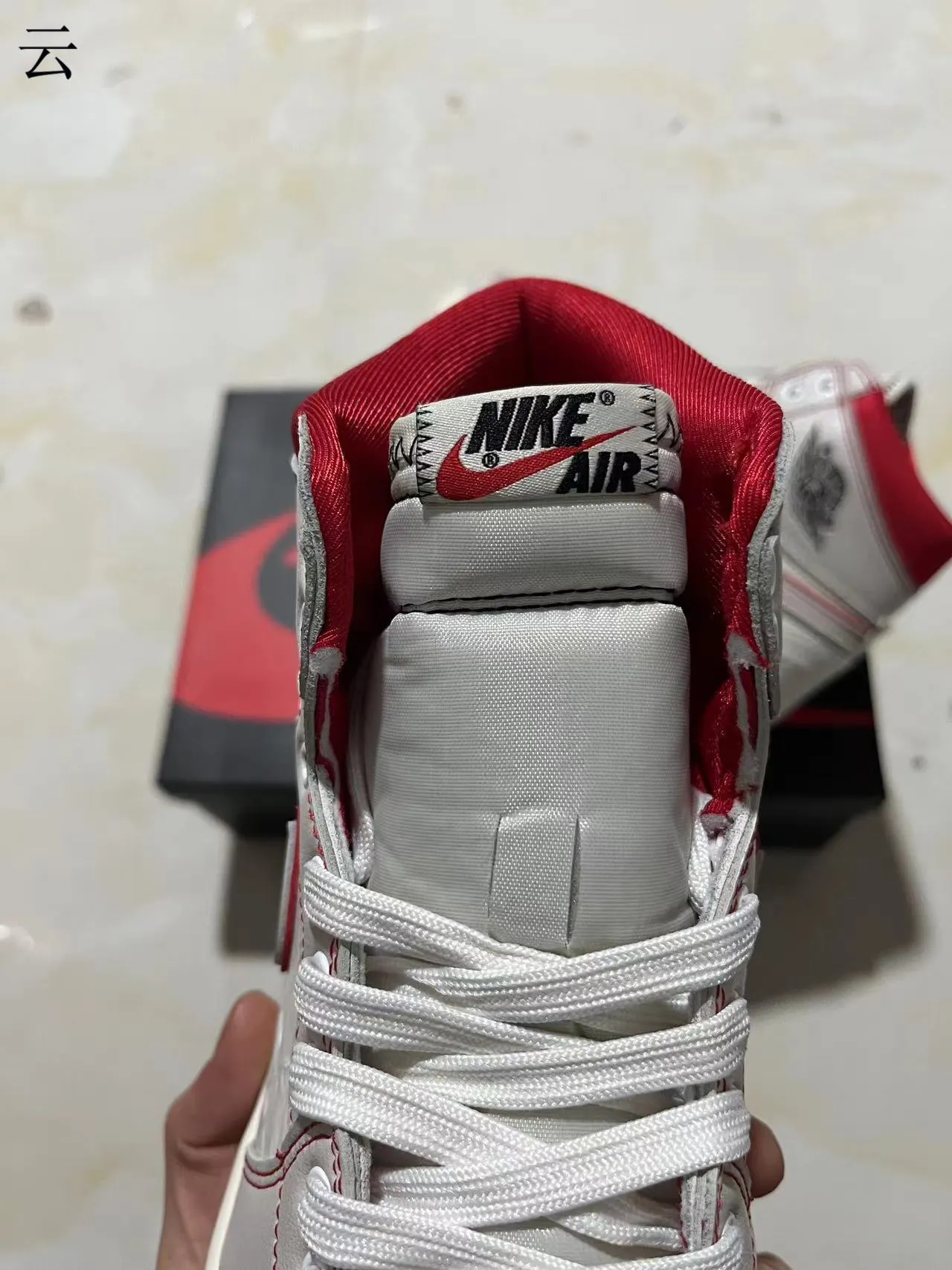 Air Jordan 1 High أحذية كرة السلة جلد مقرمش أبيض أحمر 4