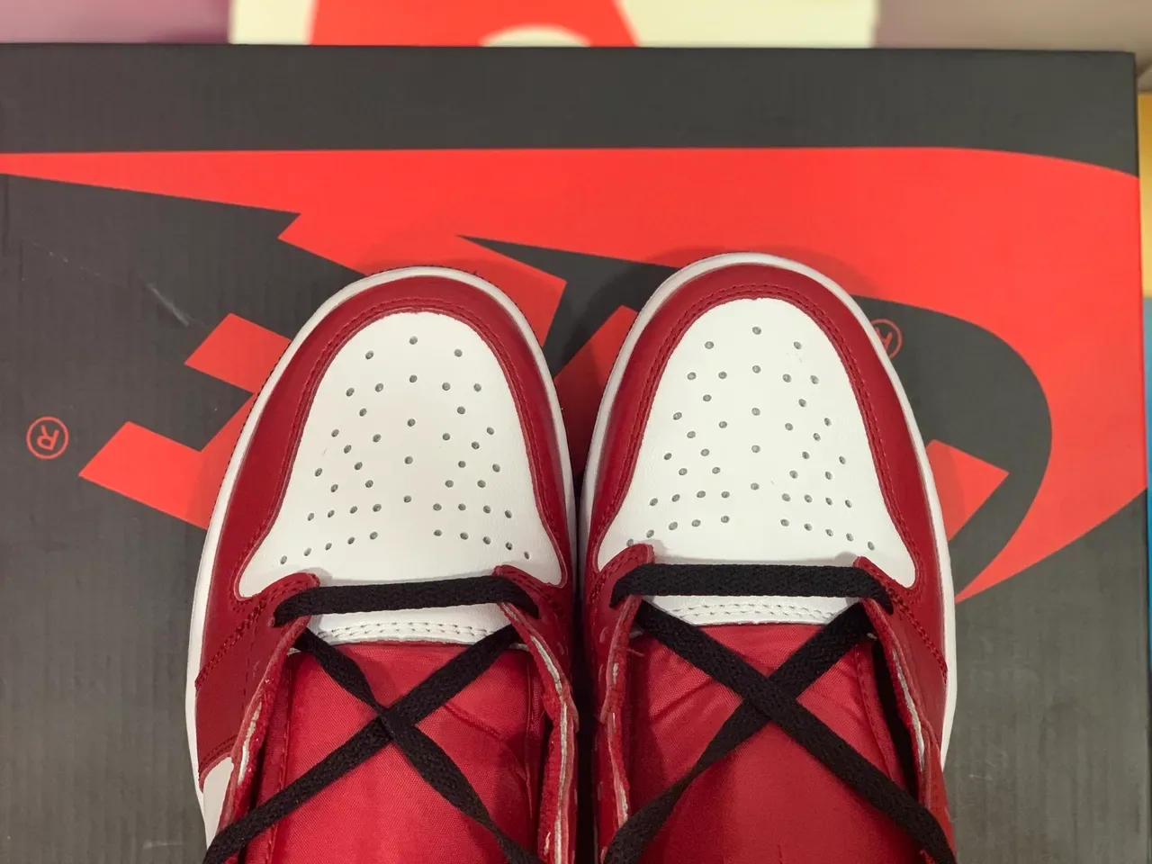 Air Jordan 1 Rouge Noir Hautes en Cuir Chaussures de Basketball 6