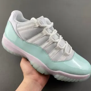 Air Jordan 11 मिंट ग्रीन पेटेंट लेदर बास्केटबॉल जूते