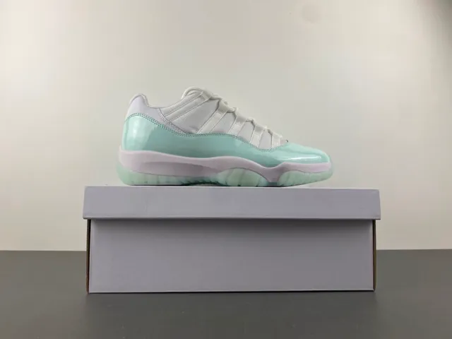 Air Jordan 11 मिंट ग्रीन पेटेंट लेदर बास्केटबॉल जूते 16