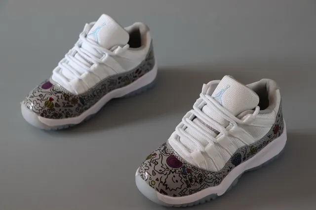Air Jordan 11 নেভি হোয়াইট বাস্কেটবল জুতো 7