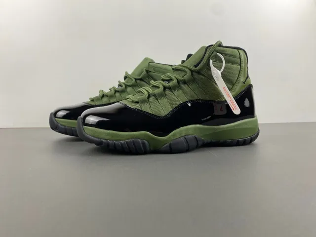 Air Jordan 11 أخضر زيتوني جلد لامع أحذية كرة السلة 10