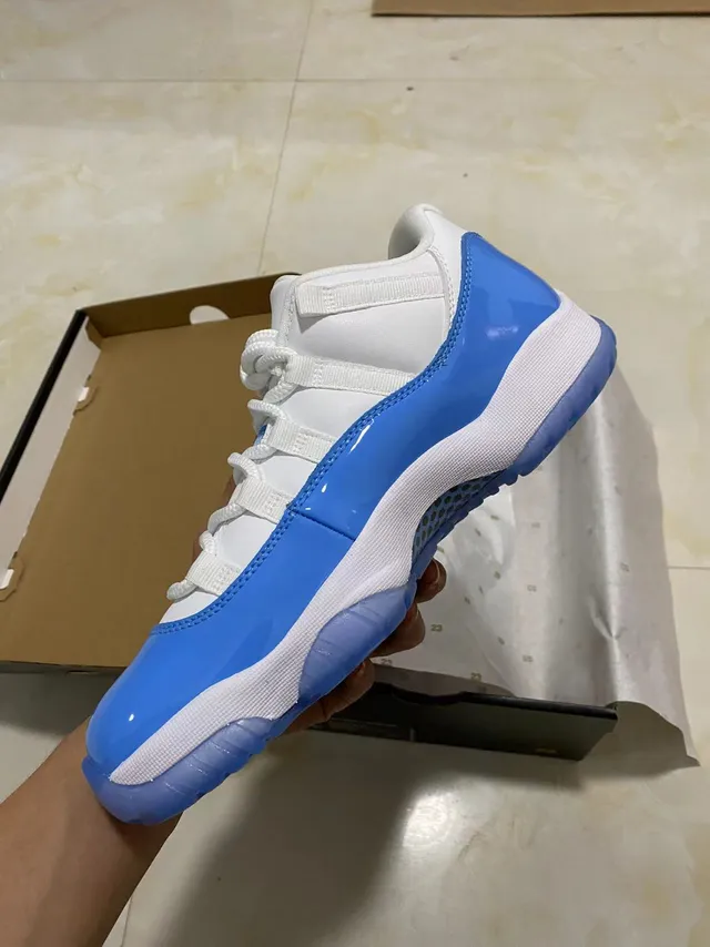 Air Jordan 11 सादा ও চকচকে নীল বাস্কেটবল জুতা 4