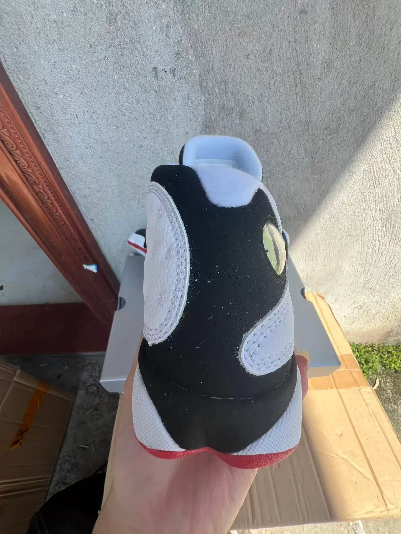 Air Jordan 13 Tênis de basquete branco, preto e vermelho 8