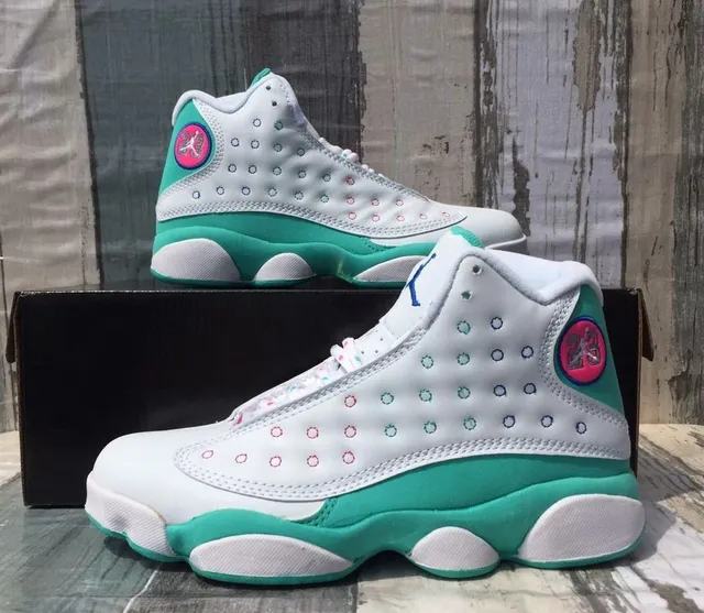 Air Jordan 13 Branco Verde Menta Rosa Tênis de Basquete 4