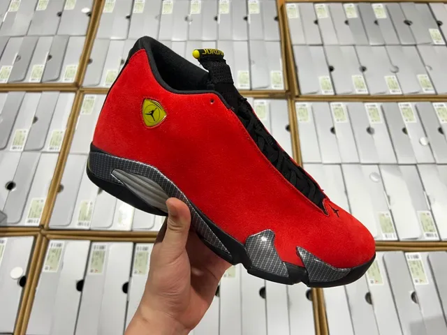 Air Jordan 14 Red Black Ferrari Collaboration Chaussures de basket 10