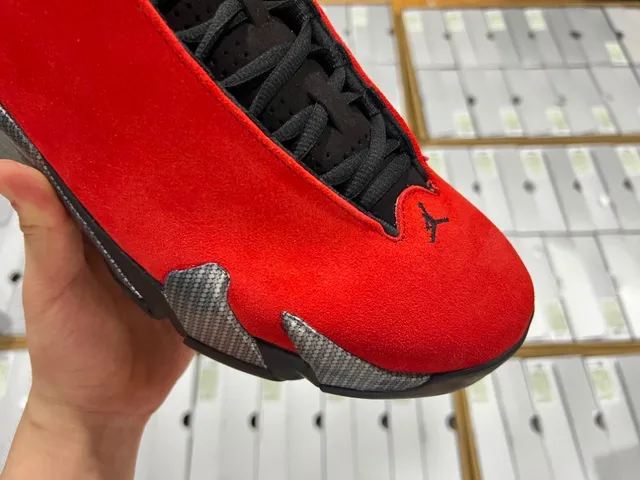 Air Jordan 14 Red Black Ferrari Collaboration Chaussures de basket 11