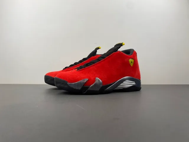 Air Jordan 14 Red Black Ferrari Collaboration Chaussures de basket 17
