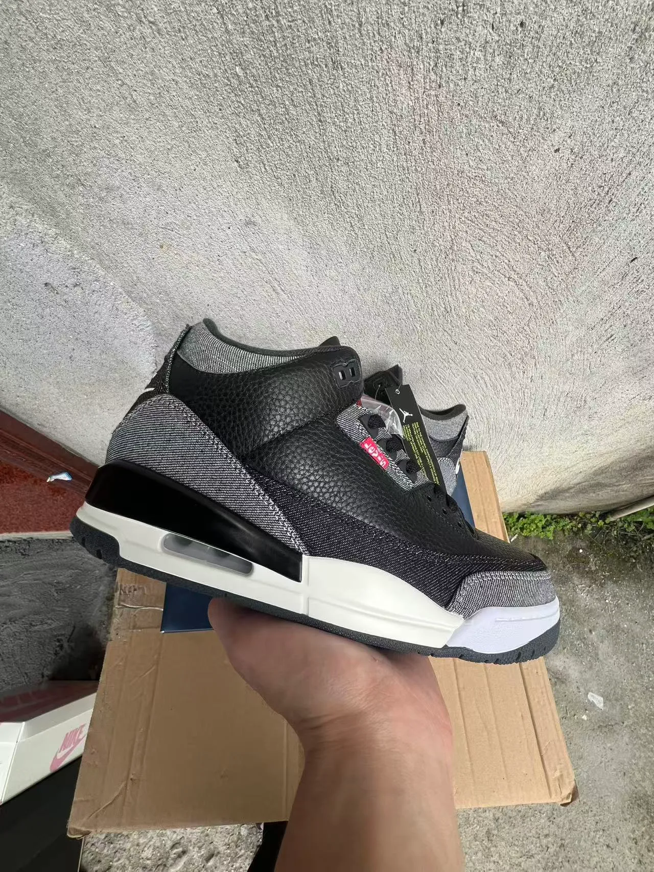 Air Jordan 3 ब्लैक ग्रे टेक्सचर्ड अपर बास्केटबॉल शूज़ 2