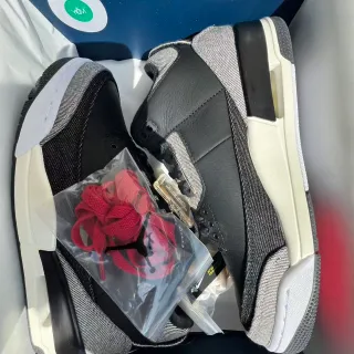 Air Jordan 3 डेनिम-टेक्सचर्ड काले ग्रे सफेद बास्केटबॉल जूते