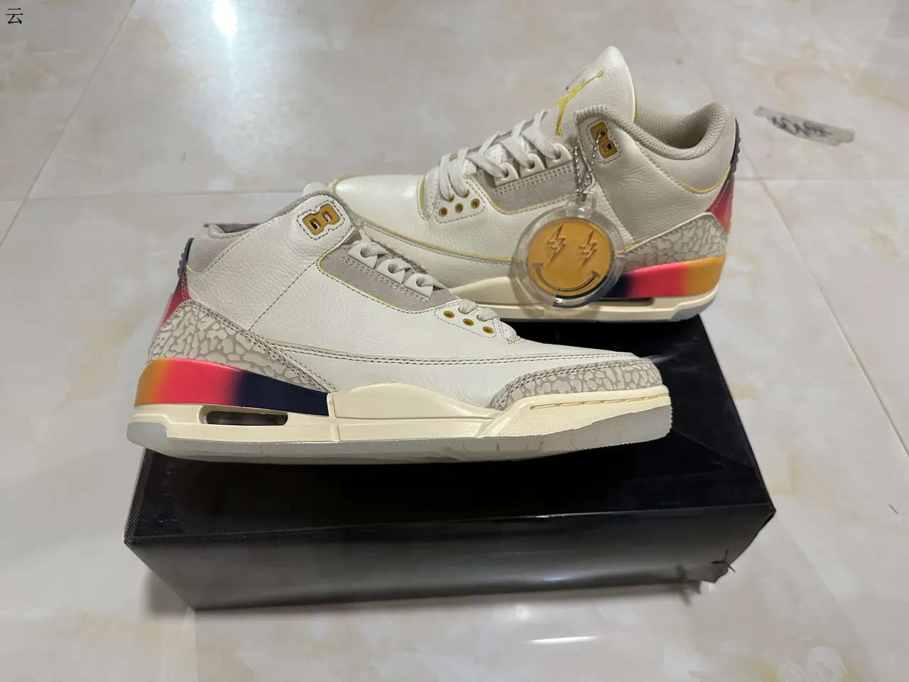 Air Jordan 3 Off-White ক্রিম গ্র্যাডিয়েন্ট হিল বাস্কেটবল জুতো 8
