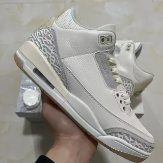 Tênis de basquete Air Jordan 3 branco com estampa de elefante