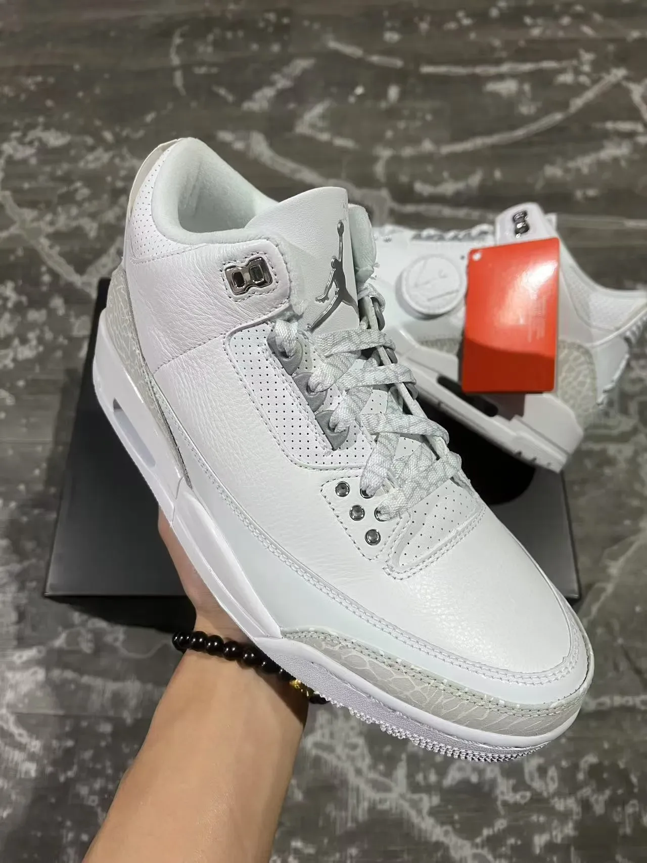 Air Jordan 3 White Elephant Print Basketball Shoes 2