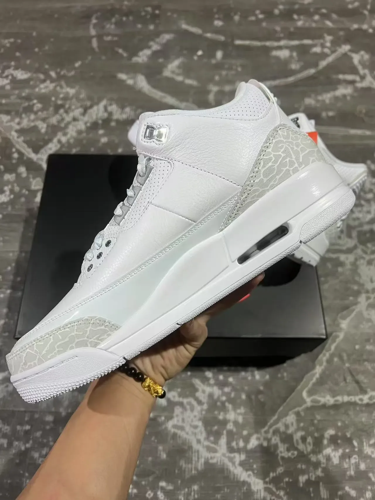 Air Jordan 3 White Elephant Print Basketball Shoes 5