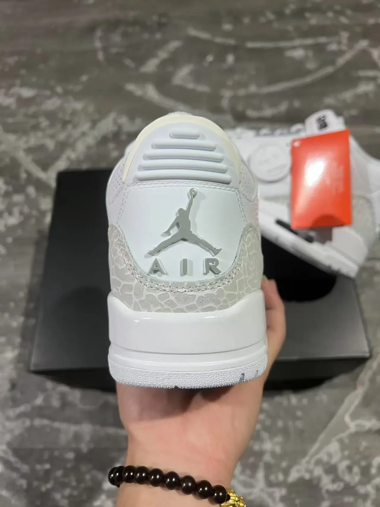 Air Jordan 3 White Elephant Print Basketball Shoes 8