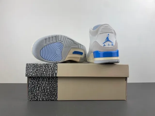 Air Jordan 3 أبيض رمادي فاتح أزرق حذاء كرة السلة 17