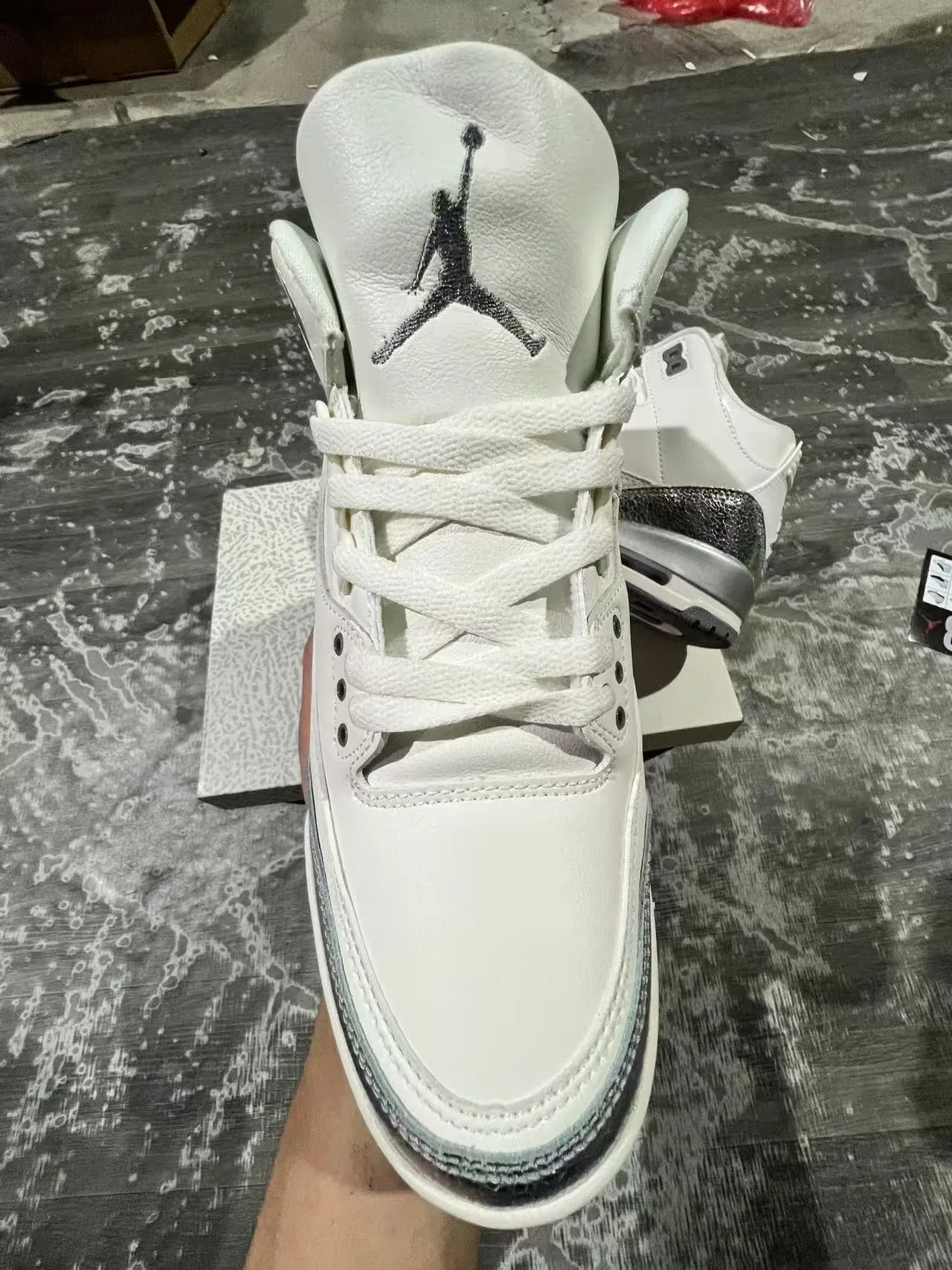 Air Jordan 3 أحذية كرة السلة البيضاء المعدنية الفضية 3