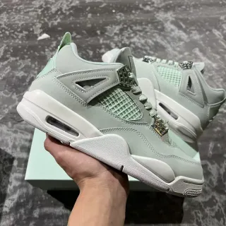 Air Jordan 4 薄荷绿篮球鞋