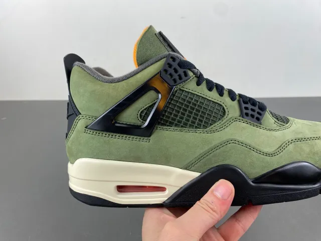 Air Jordan 4 橄榄绿麂皮高帮篮球鞋 3