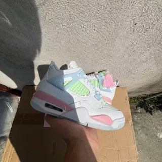 Zapatillas de baloncesto Air Jordan 4 blanco, rosa y verde menta