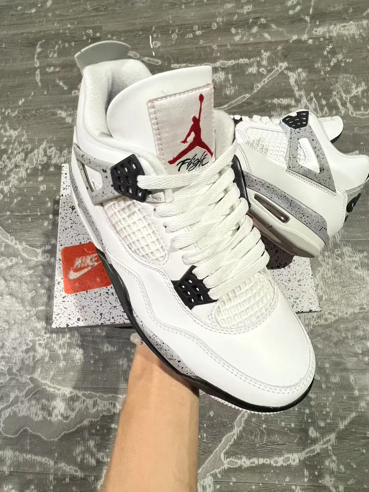 Air Jordan 4 白斑点灰黑篮球鞋 2