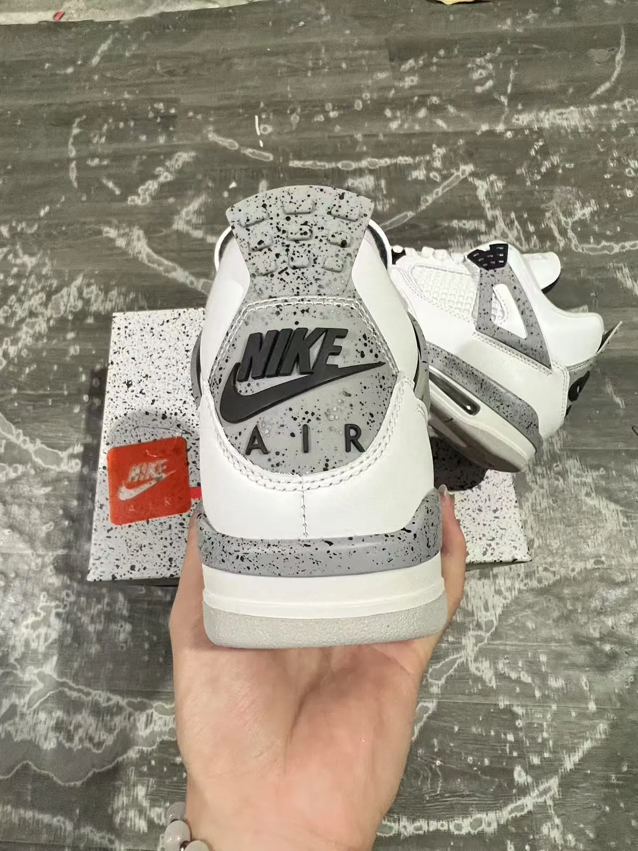 Air Jordan 4 白斑点灰黑篮球鞋 8