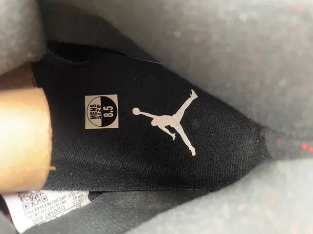 Air Jordan 5 लाल काला हल्का नीला बास्केटबॉल जूते 7