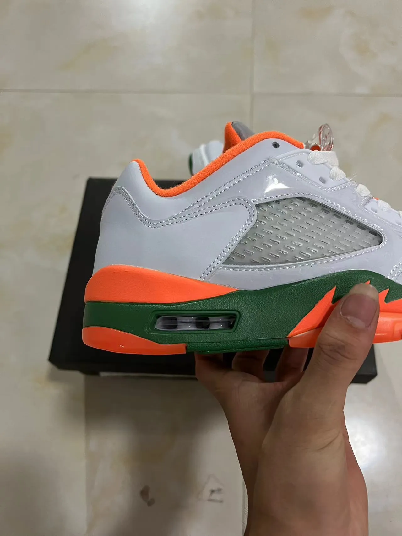 Zapatillas de baloncesto Air Jordan 5 blanco naranja verde 7