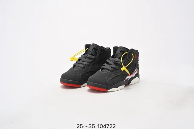 Air Jordan সাদা এবং রয়্যাল ব্লু হাই-টপ বাস্কেটবল জুতো 20