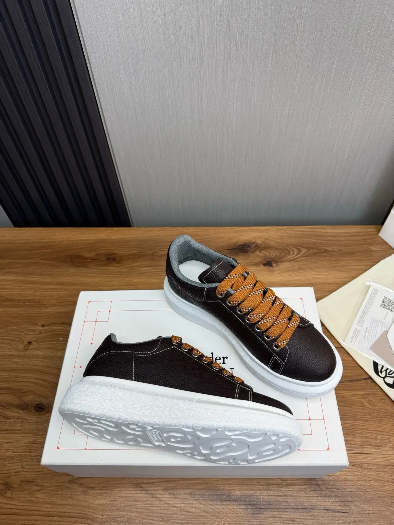Alexander McQueen Brown Beige Oversized Platform Sole Pebbled Leather Upper Lifestyle Sneakers 5