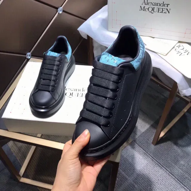 Alexander McQueen Oversized Sneaker Black Blue Platform Sole Laceless Elastic Straps Lifestyle Sneakers 3