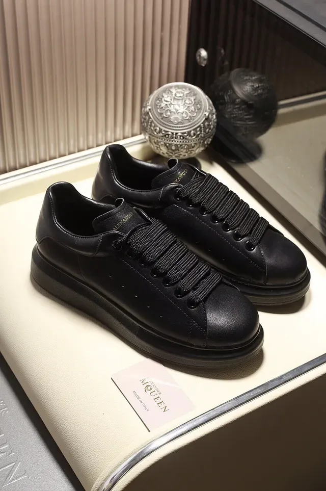 Alexander McQueen Zapatillas oversized negras Lifestyle Sneakers 8