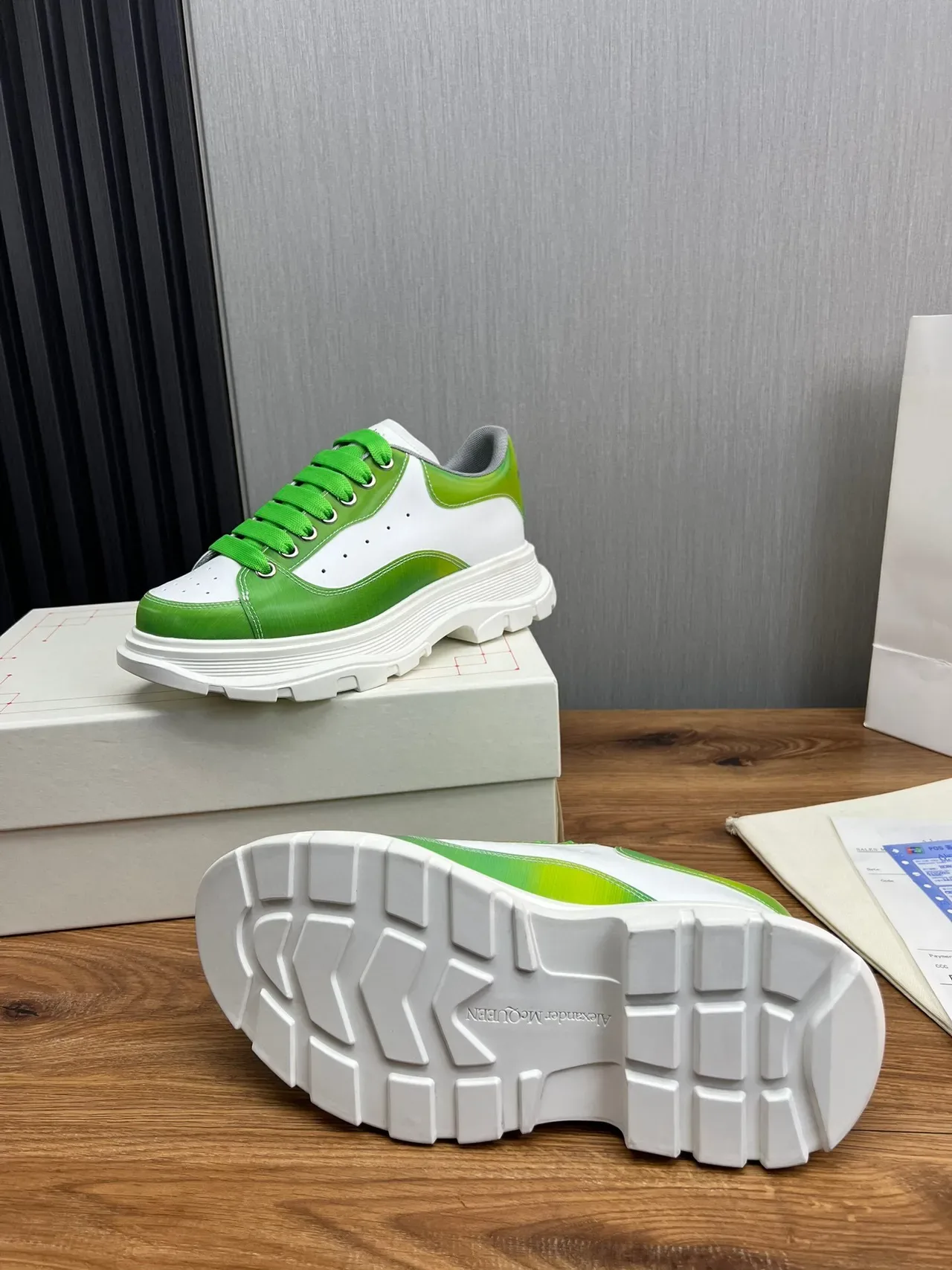 Alexander McQueen Oversized Sneaker White and Green Chunky Sneakers 8