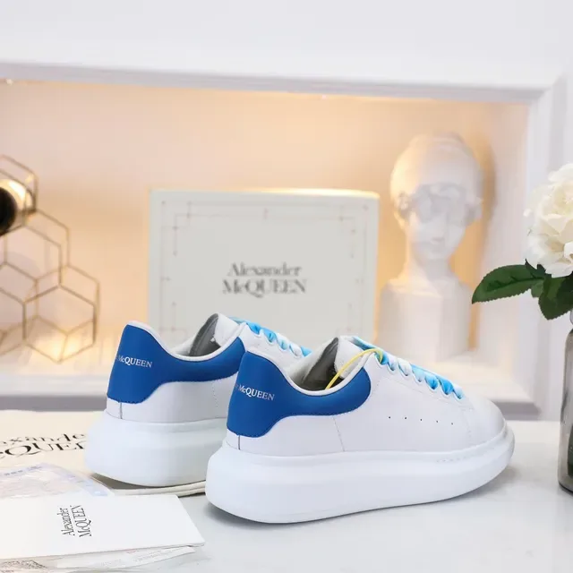 Alexander McQueen Oversized Sneaker White Blue Platform Sole Smooth Leather Upper Lifestyle Sneakers 2