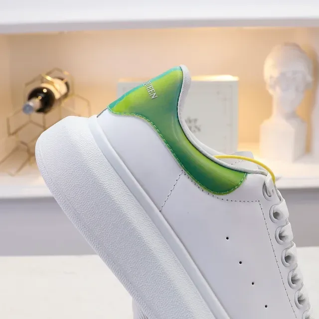 Alexander McQueen Sneakers oversized blanc vert semelle plateforme cuir supérieur propre lifestyle sneakers 2